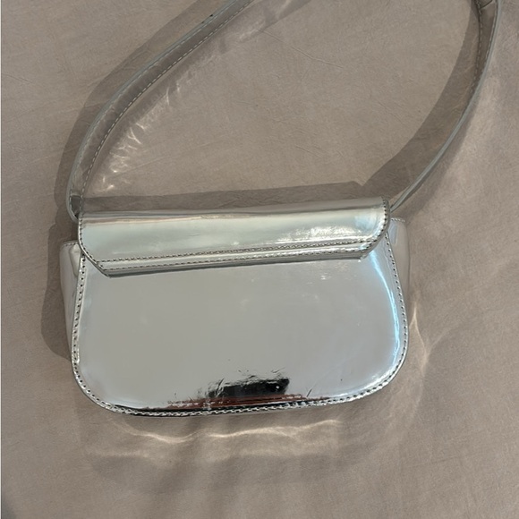 Diesel Metallic Silver bag - Picture 2 of 4